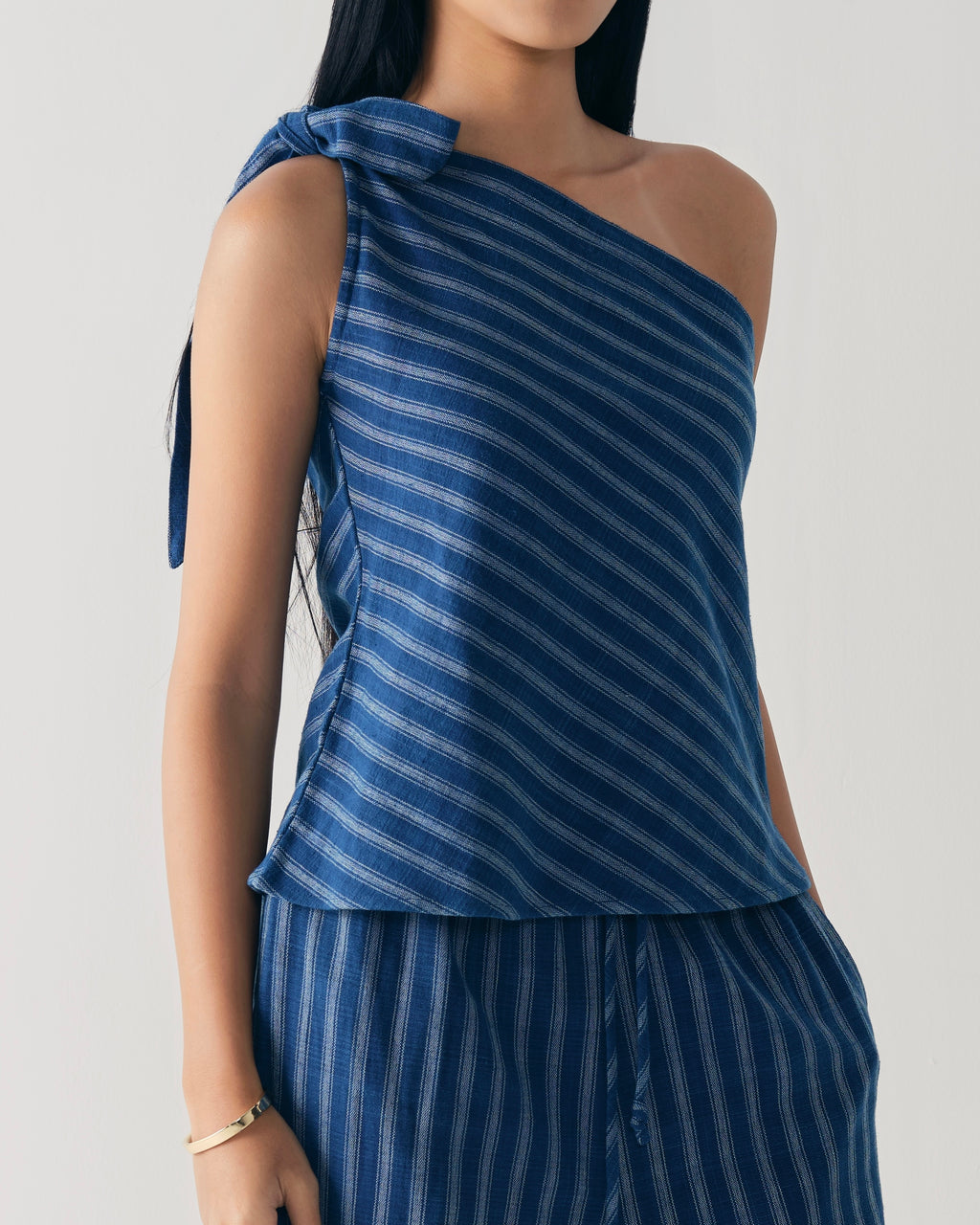 NIAP Terra Knot Top