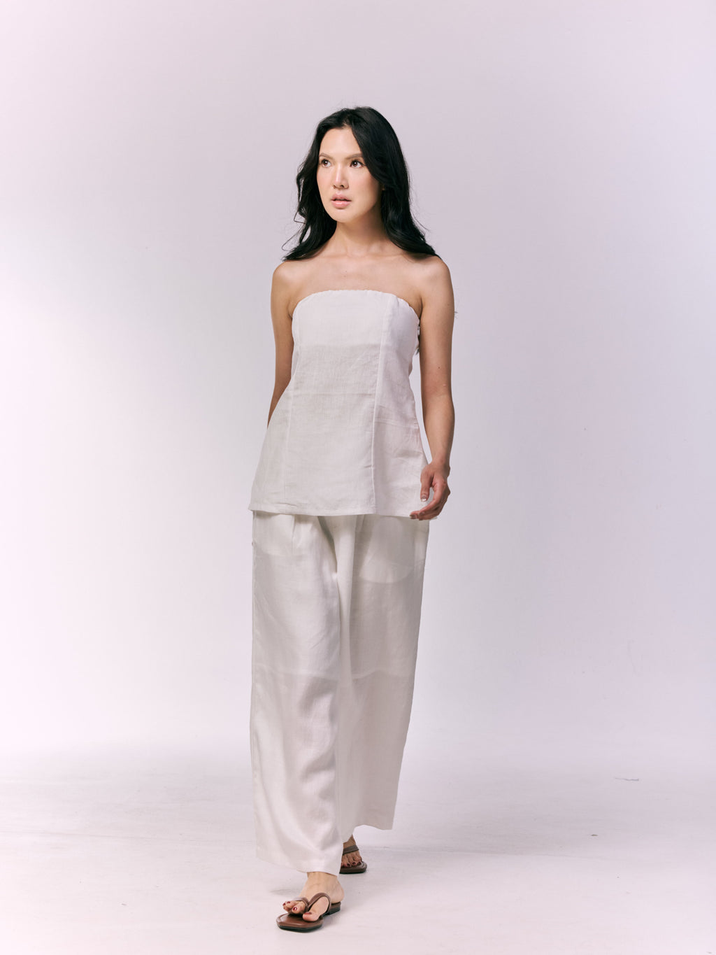 NIAP Bare Linen Top White